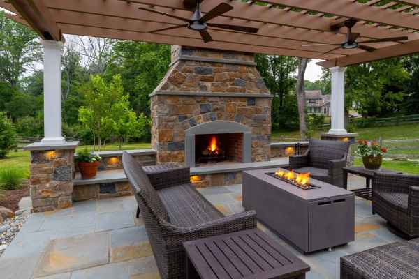 Outdoor Fireplaces