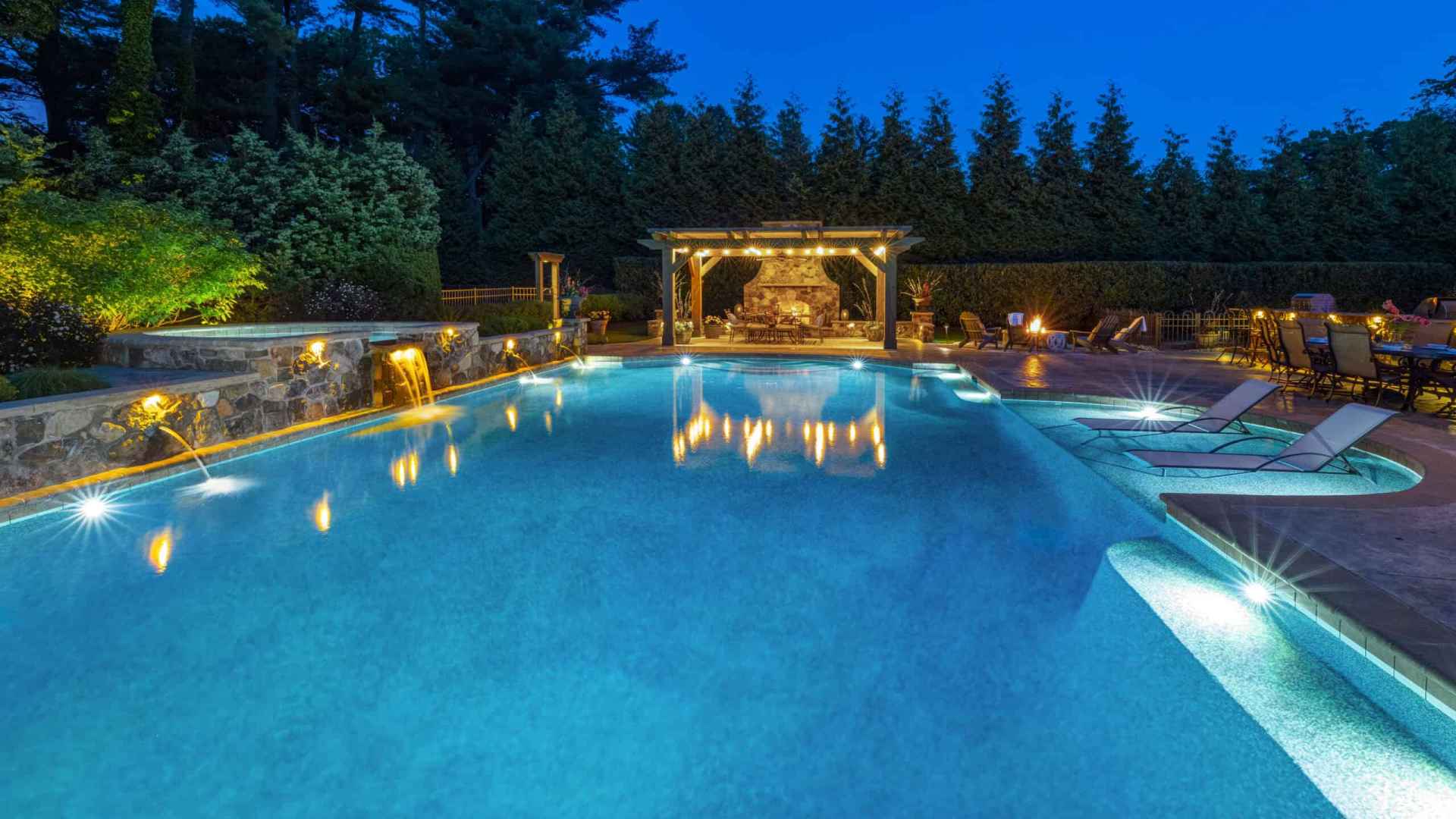 custom swimming pool