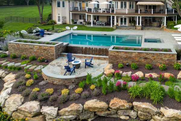 custom landscaping design trends